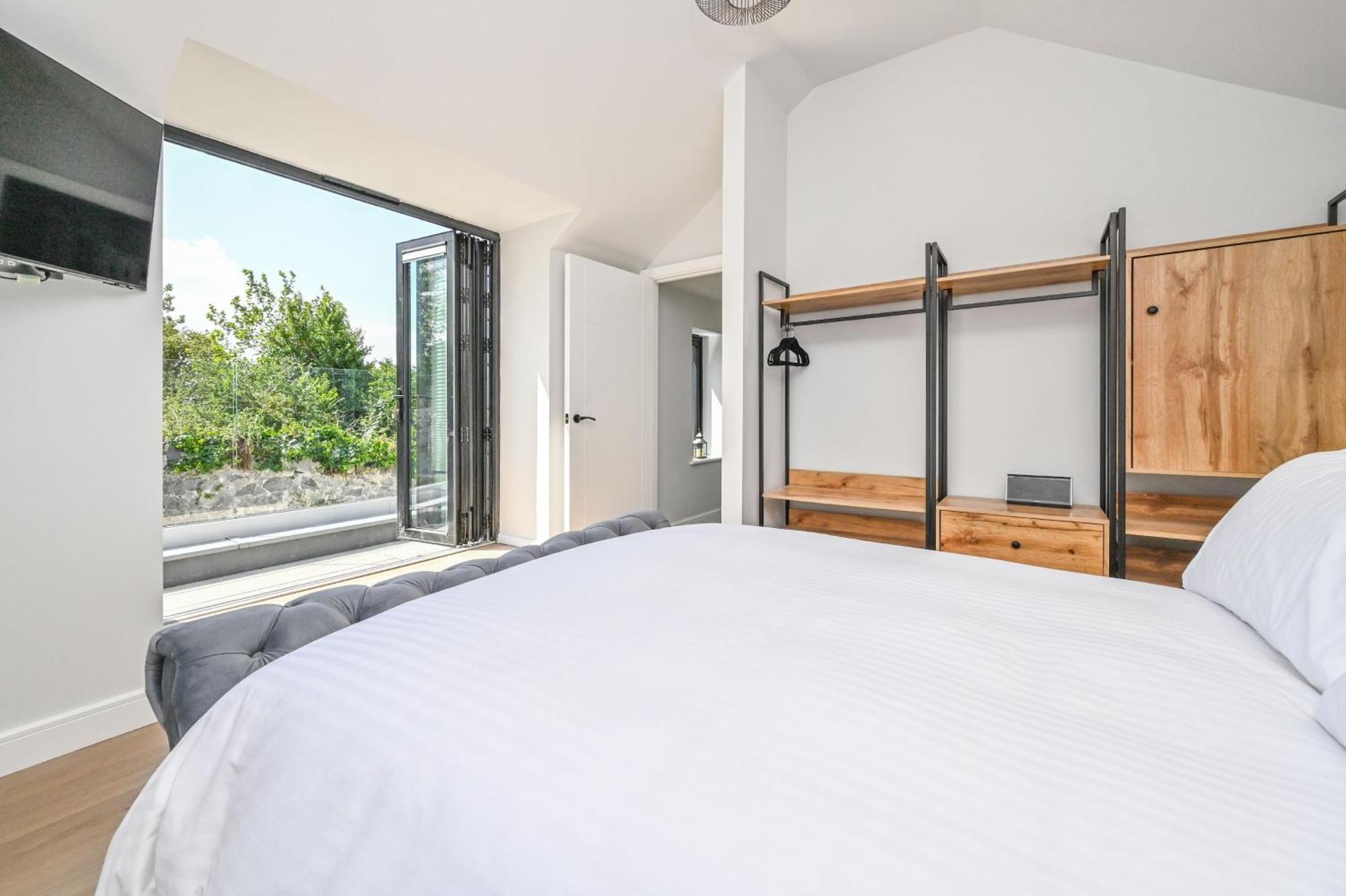 1 The Nest - Luxury Modern House Nr Beach & Bars With Sea Views & Free Parking Vila Charlestown  Exterior foto