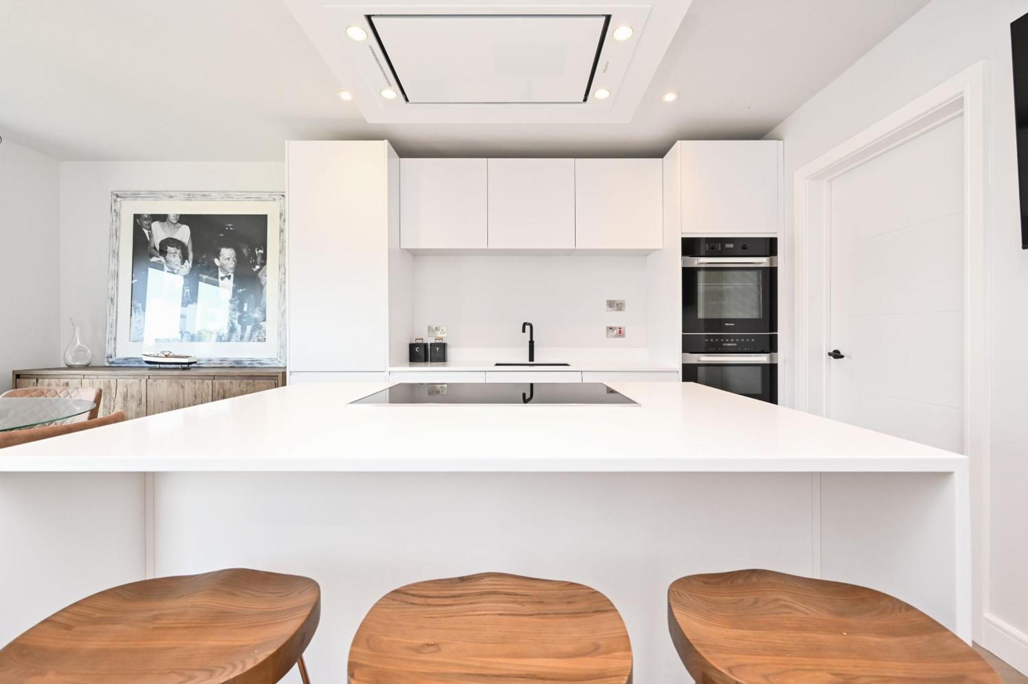 1 The Nest - Luxury Modern House Nr Beach & Bars With Sea Views & Free Parking Vila Charlestown  Exterior foto