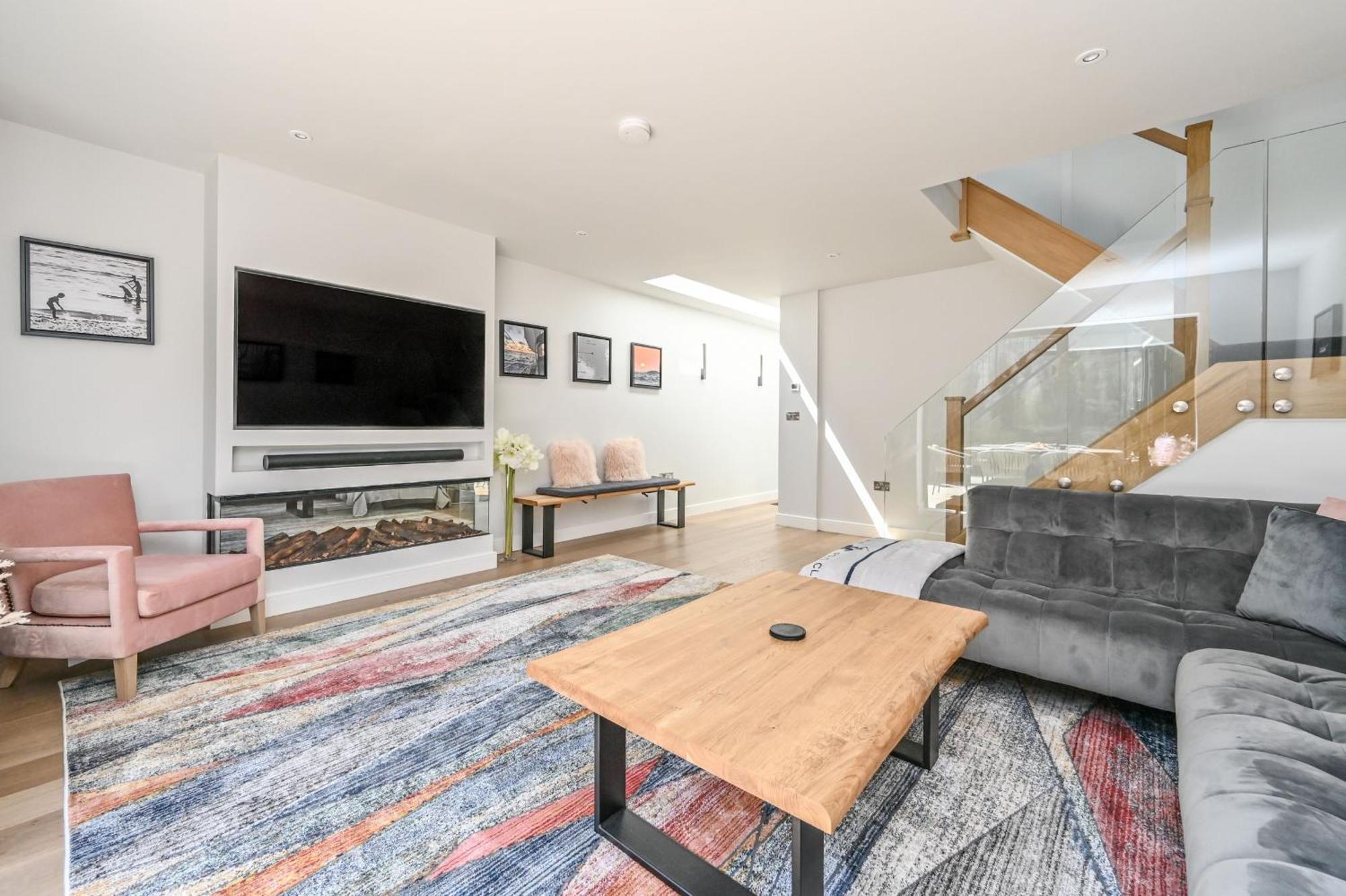 1 The Nest - Luxury Modern House Nr Beach & Bars With Sea Views & Free Parking Vila Charlestown  Exterior foto